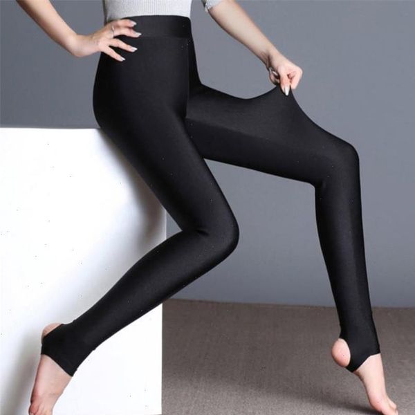 selling women leggings large size stretch jeggings gym sport shiny pant spandex elasticity black fitness trousers
selling women leggings large size stretch jeggings gym sport shiny pant spandex elasticity black fitness trousers
