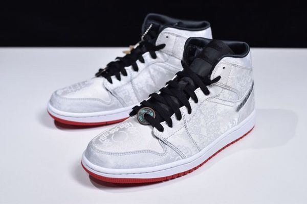 2020 new clot x 1 mid fearless edison chen satin silk mens basketball shoes sport sneakers cu2804-100 size 36-45, White;red
2020 new clot x 1 mid fearless edison chen satin silk mens basketball shoes sport sneakers cu2804-100 size 36-45, White;red