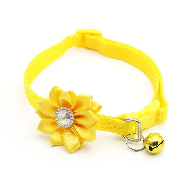 2020 flower type dog collar cat collars small bell loss prevention neck strap colourful diamonds bling pet decoration 1 35zr d2
2020 flower type dog collar cat collars small bell loss prevention neck strap colourful diamonds bling pet decoration 1 35zr d2