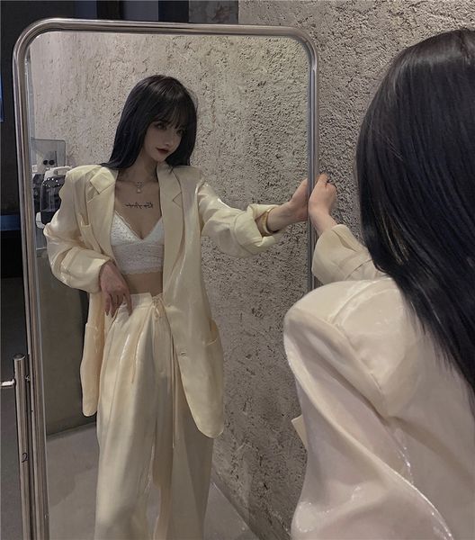 light mature style suit for women summer new foreign style vertical feeling high waist fashion two wide leg pants wide leg, Gray
light mature style suit for women summer new foreign style vertical feeling high waist fashion two wide leg pants wide leg, Gray