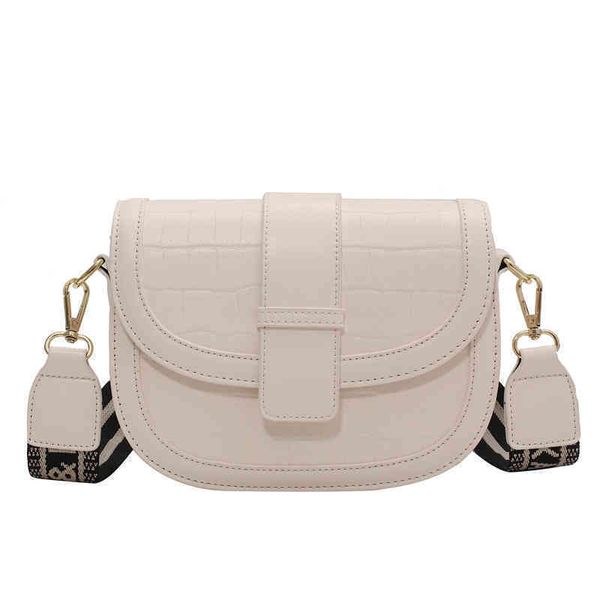 2022 latest models handbag wholesale this popular small women's is versatile in summer single shoulder armpit saddle, Black;red
2022 latest models handbag wholesale this popular small women's is versatile in summer single shoulder armpit saddle, Black;red