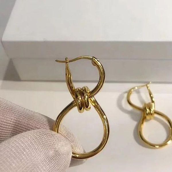 designer gold stainless steel female earrings retro 2020 popular new luxury jewelry gift japan korea wholesale gift classic1, Golden;silver
designer gold stainless steel female earrings retro 2020 popular new luxury jewelry gift japan korea wholesale gift classic1, Golden;silver