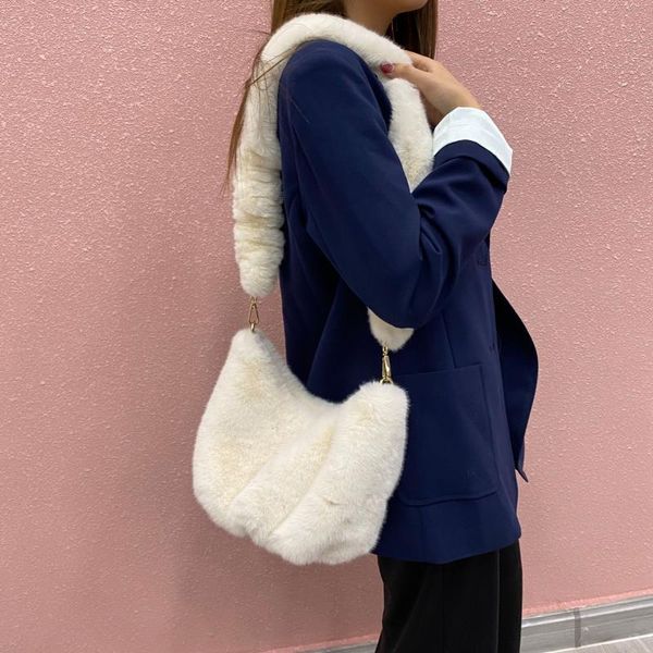 fashion winter handbags for women large capacity soft plush ladies messenger bags faux fur felame shoulder bag hobos handbags
fashion winter handbags for women large capacity soft plush ladies messenger bags faux fur felame shoulder bag hobos handbags