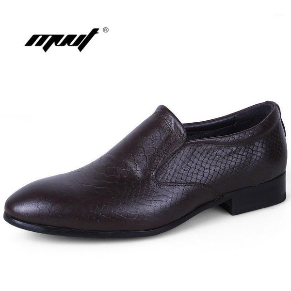 fashion italian luxury men shoes casual oxfords black brown designer dress shoes genuine leather men flats office wedding1
fashion italian luxury men shoes casual oxfords black brown designer dress shoes genuine leather men flats office wedding1