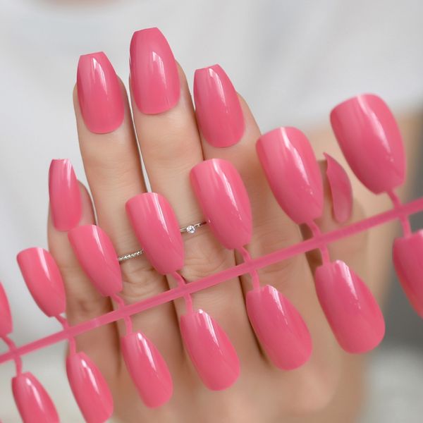medium nail tips 24pcs/kit pink red full cover lady finger acrylic artificial coffin nails for office daily wear manicure 718b, Red;gold
medium nail tips 24pcs/kit pink red full cover lady finger acrylic artificial coffin nails for office daily wear manicure 718b, Red;gold