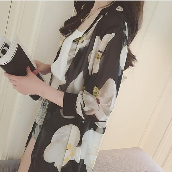 women floral summer beach bohe chiffon thin bikini cover up kimono cardigan long sleeve coat summer sunproof cardigan bikini cover up, White
women floral summer beach bohe chiffon thin bikini cover up kimono cardigan long sleeve coat summer sunproof cardigan bikini cover up, White