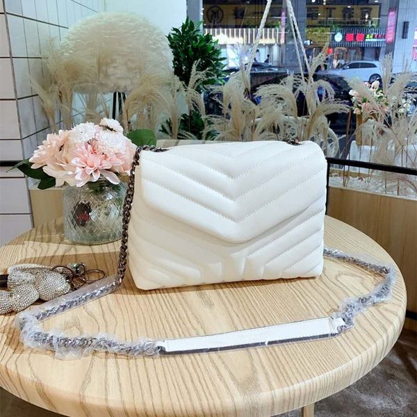 2021 women designer shoulder bag y-shaped quilted real leather fashion lady crossbody bags chain handbag flap wallet four color
2021 women designer shoulder bag y-shaped quilted real leather fashion lady crossbody bags chain handbag flap wallet four color