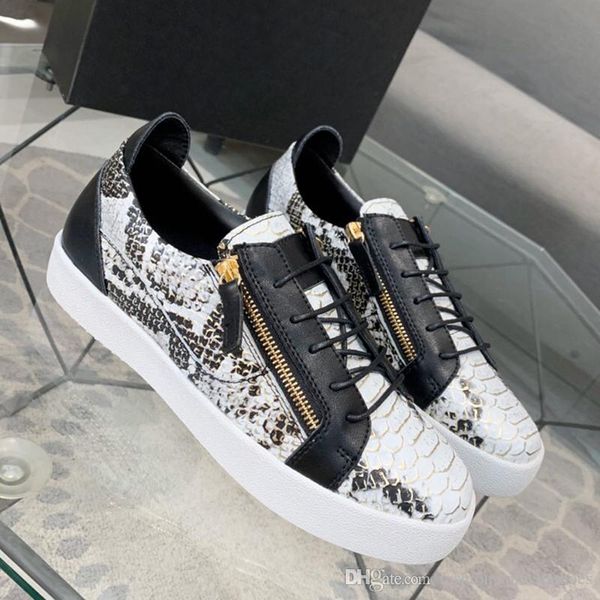 2020 new fashion extravagant mens shoes coat of ox patent leather with snake skin pattern embossing casual mens boots, Black
2020 new fashion extravagant mens shoes coat of ox patent leather with snake skin pattern embossing casual mens boots, Black