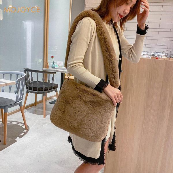 мода solid color crossbody сумка женщина плюшевая мягкая большая емкость тотализаторы осень зима мода плечо
мода solid color crossbody сумка женщина плюшевая мягкая большая емкость тотализаторы осень зима мода плечо