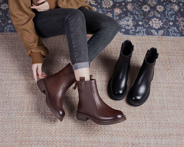 new british style thick heel boots comfortable and versatile trendy shoes leather back zipper fashion women's boots, Black
new british style thick heel boots comfortable and versatile trendy shoes leather back zipper fashion women's boots, Black