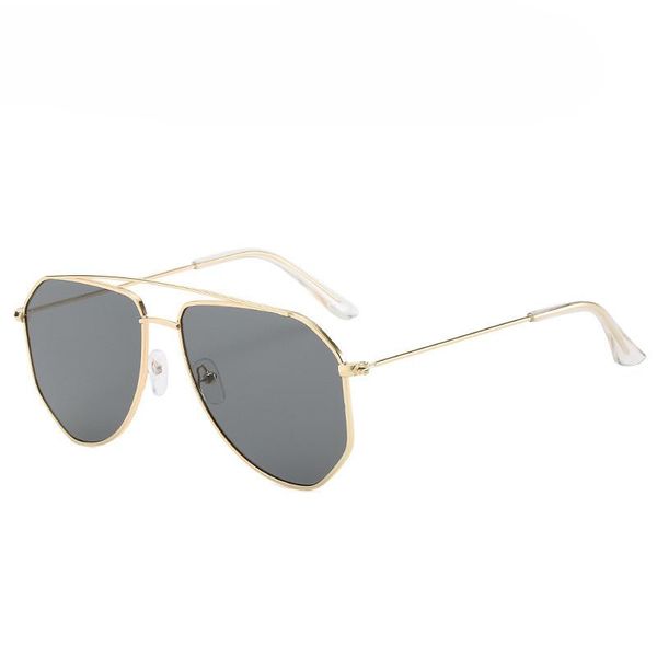 New fashion big frame polygonal irregular sunglasses women dazzling ocean film women's sunglasses trend street shooting glasses, White;black
New fashion big frame polygonal irregular sunglasses women dazzling ocean film women's sunglasses trend street shooting glasses, White;black
