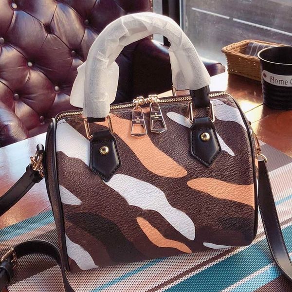 women crossbody bags fashion pillow bag classic shoulder bags patchwork color genuine leather lady elegant totes shopping bag
women crossbody bags fashion pillow bag classic shoulder bags patchwork color genuine leather lady elegant totes shopping bag