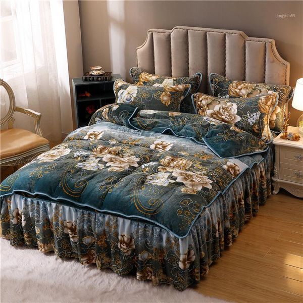 fleece duvet cover bed skirt pillowcase ultra soft velvet bedding set king comforter cover set 160x200cm bed skirt1
fleece duvet cover bed skirt pillowcase ultra soft velvet bedding set king comforter cover set 160x200cm bed skirt1