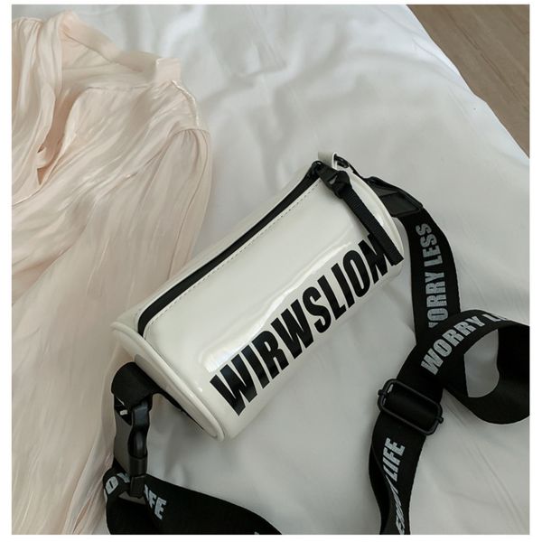 wanghong crossbody новых женщины 2020 широкополосной моды универсального ins весной и летом плечо корейского мягкой ручки плечо bagbucket ме
wanghong crossbody новых женщины 2020 широкополосной моды универсального ins весной и летом плечо корейского мягкой ручки плечо bagbucket ме