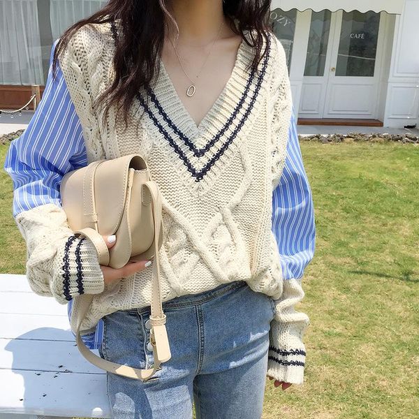 zoulv 2021 autumn/winter version of the pullover knitted sweater women v-neck casual striped women fake two-piece women's top, White;black
zoulv 2021 autumn/winter version of the pullover knitted sweater women v-neck casual striped women fake two-piece women's top, White;black