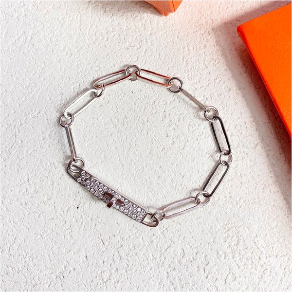 2020 new iced out rhinestones bracelet for women hip hop style zircon bracelet bling bling fashion personality jewelry for women with box, Black
2020 new iced out rhinestones bracelet for women hip hop style zircon bracelet bling bling fashion personality jewelry for women with box, Black