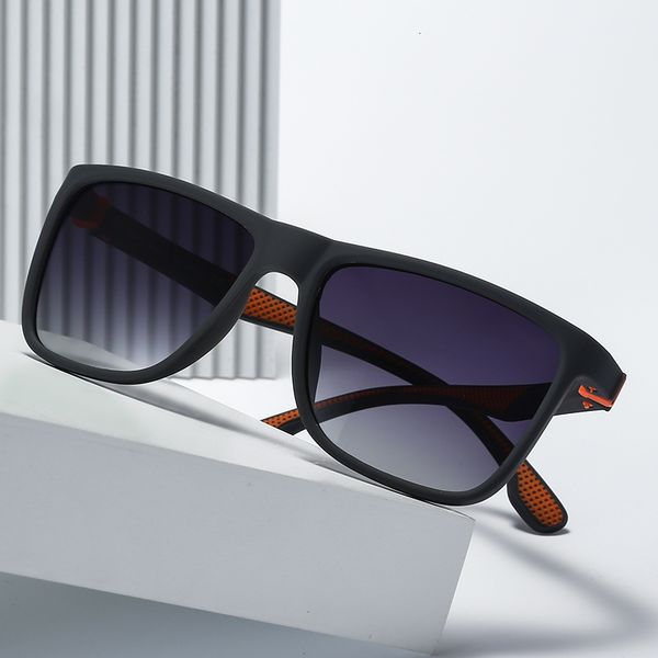 2021 new fashionable retro of squared men computer women weareye vintage with box gafas sunglasses 2921 jufk, White;black
2021 new fashionable retro of squared men computer women weareye vintage with box gafas sunglasses 2921 jufk, White;black