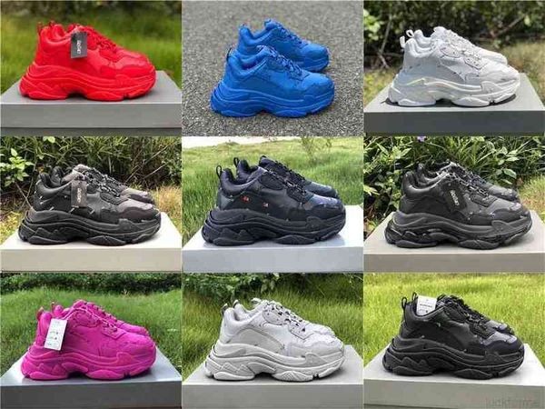 release triple s athletic shoes platform sneakers for men women chaussures paris 17fw triple-s black cream yellow red 36-45
release triple s athletic shoes platform sneakers for men women chaussures paris 17fw triple-s black cream yellow red 36-45