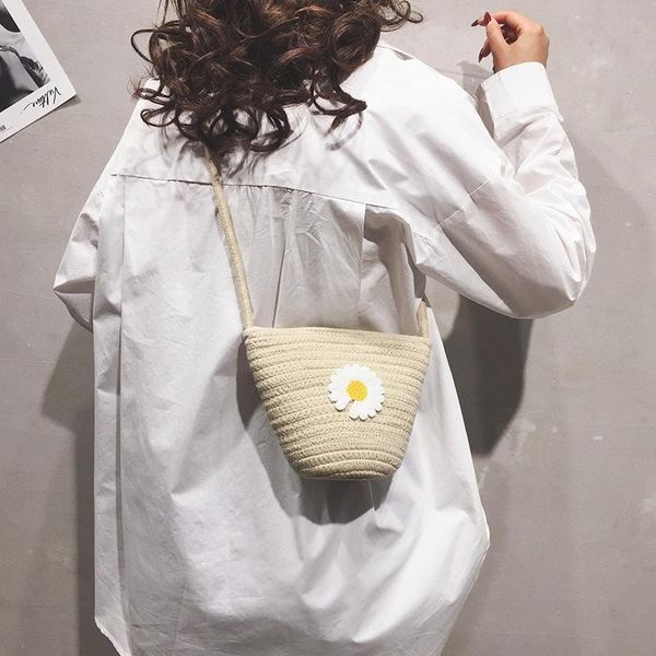 summer beach bag элегантный цветок маргаритки handwoven crossbody кошелек малый ковш сумка для женщин
summer beach bag элегантный цветок маргаритки handwoven crossbody кошелек малый ковш сумка для женщин