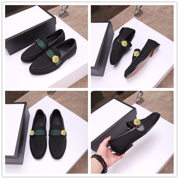 spring autumn classic leather men wedding luxury dress shoes brogue style black brown lace-up business formal male shoes
spring autumn classic leather men wedding luxury dress shoes brogue style black brown lace-up business formal male shoes