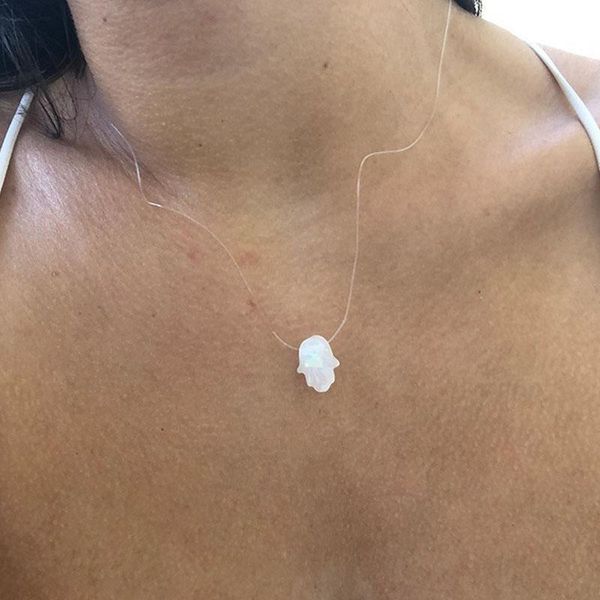 chokers necklace 2021 resin white palm pendant necklaces boho fishing line jewelry for women wholesale collares kpop, Golden;silver
chokers necklace 2021 resin white palm pendant necklaces boho fishing line jewelry for women wholesale collares kpop, Golden;silver