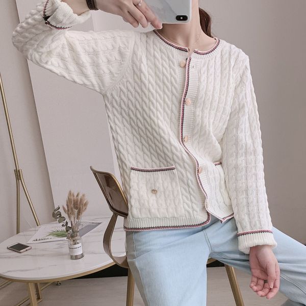 2020 кнопка осень зима tb sweatercoat sweaternewstyle контраст цвета маленький аромат кнопка золотой твист вязаный кардиган женский свитер г, White;black
2020 кнопка осень зима tb sweatercoat sweaternewstyle контраст цвета маленький аромат кнопка золотой твист вязаный кардиган женский свитер г, White;black