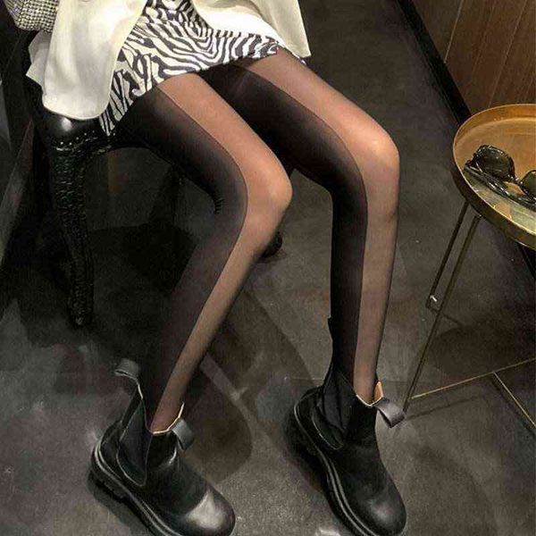 socks hosiery zhang huimei's black shadow side stitching of the same style can be cut at will. double combo silk stocking's heart, Black;white
socks hosiery zhang huimei's black shadow side stitching of the same style can be cut at will. double combo silk stocking's heart, Black;white