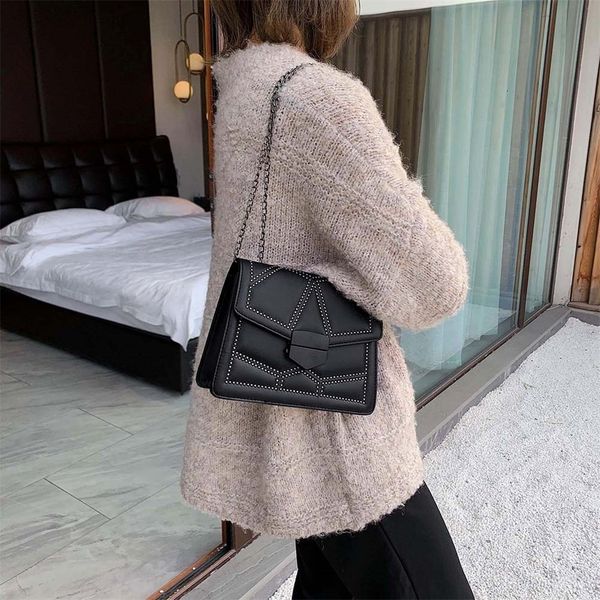 women handbag 2020 messenger bags shoulder vintage bag ladies crossbody bag handbag leather rivet chain shoulder crossbody bag
women handbag 2020 messenger bags shoulder vintage bag ladies crossbody bag handbag leather rivet chain shoulder crossbody bag