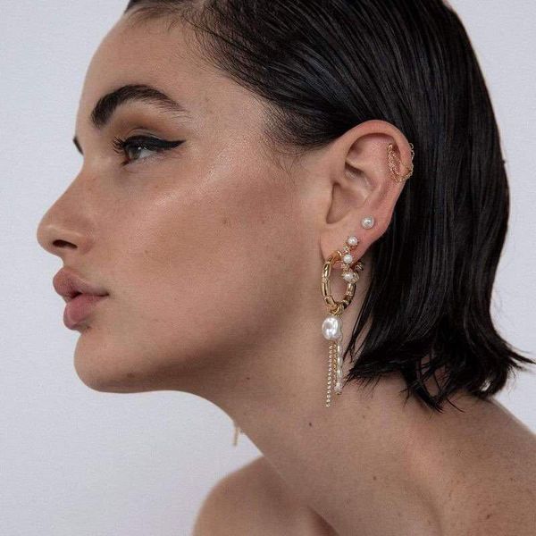 european and american niche simple fashion personality c- ring tassel baroque pearl rhinestone zircon eardrop earring womens new fashion des, Golden
european and american niche simple fashion personality c- ring tassel baroque pearl rhinestone zircon eardrop earring womens new fashion des, Golden