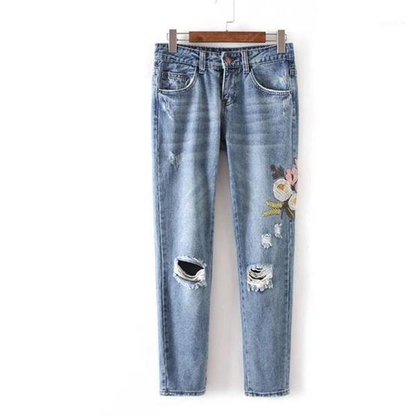 fashion women floral embroidery jeans denim pant ripped zipper button pockets women jeans light blue pencil pants kz02861
fashion women floral embroidery jeans denim pant ripped zipper button pockets women jeans light blue pencil pants kz02861