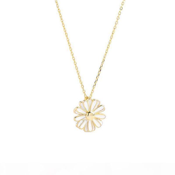 designer necklace 925 sterling silver clavicle chain suitable for social gathering party charm jewelry small fresh chrysanthemum shape
designer necklace 925 sterling silver clavicle chain suitable for social gathering party charm jewelry small fresh chrysanthemum shape