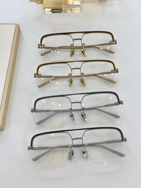 2021 new european and american fashion temperament men's and women's identical glasses trend half-frame glasses ch8131 size 54 &qu
2021 new european and american fashion temperament men's and women's identical glasses trend half-frame glasses ch8131 size 54 &qu