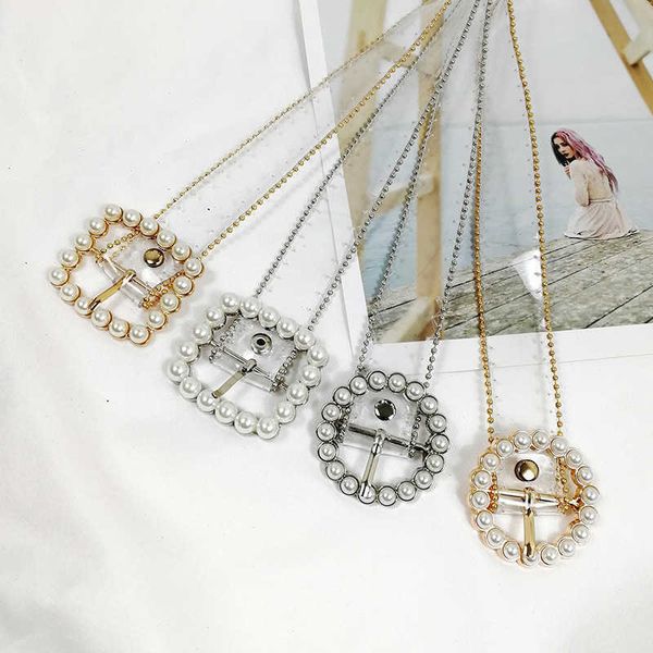 fashion transparent belt women's pearl buckle metal chain car side pvc selling pants new style, Black;brown
fashion transparent belt women's pearl buckle metal chain car side pvc selling pants new style, Black;brown