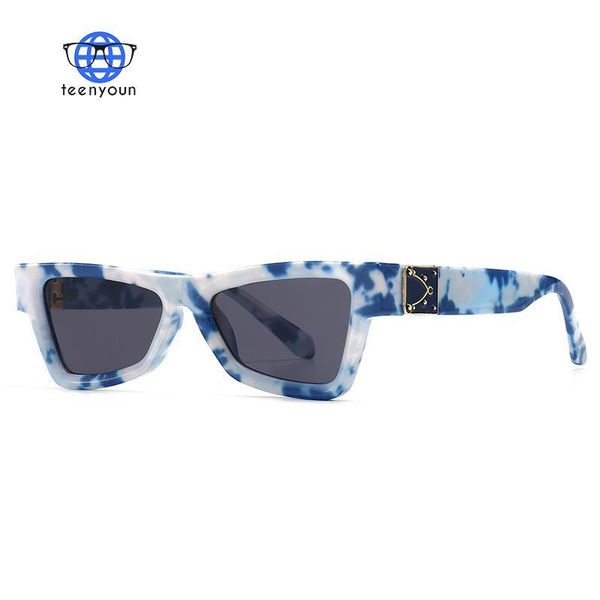 teenyoun cat eye blue sky and white clouds sunglasses for women men 2021 brand designer butterfly type sun glasses oculos de so, White;black
teenyoun cat eye blue sky and white clouds sunglasses for women men 2021 brand designer butterfly type sun glasses oculos de so, White;black
