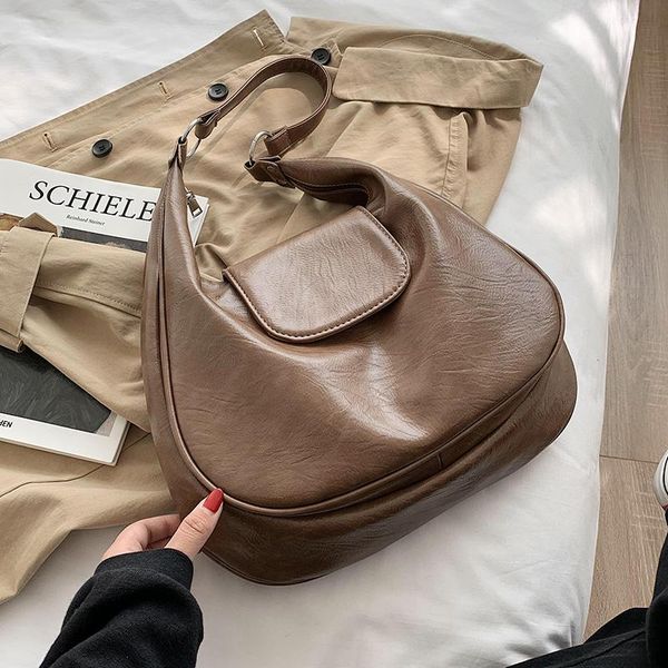 vintage pu leather shoulder bags for women 2020 high capacity hand bag lady winter trending handbags and purses
vintage pu leather shoulder bags for women 2020 high capacity hand bag lady winter trending handbags and purses