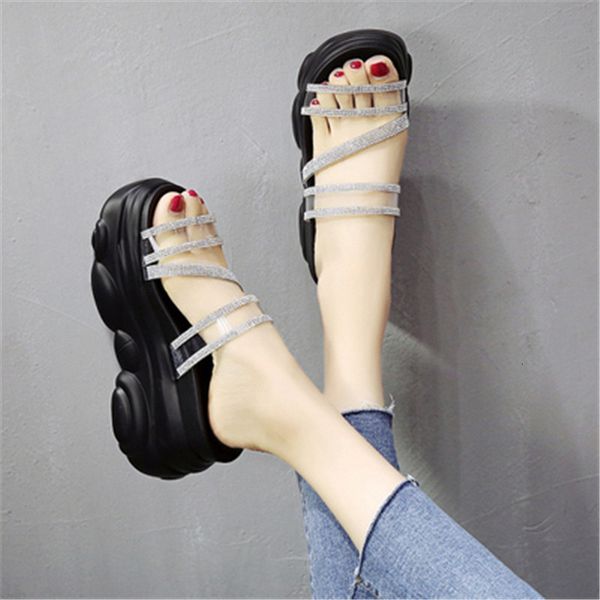 2021 new women's chunky slippers fashion crystal band narrow outdoor ladies will see open with their sandal beach fingers o09h, Black
2021 new women's chunky slippers fashion crystal band narrow outdoor ladies will see open with their sandal beach fingers o09h, Black