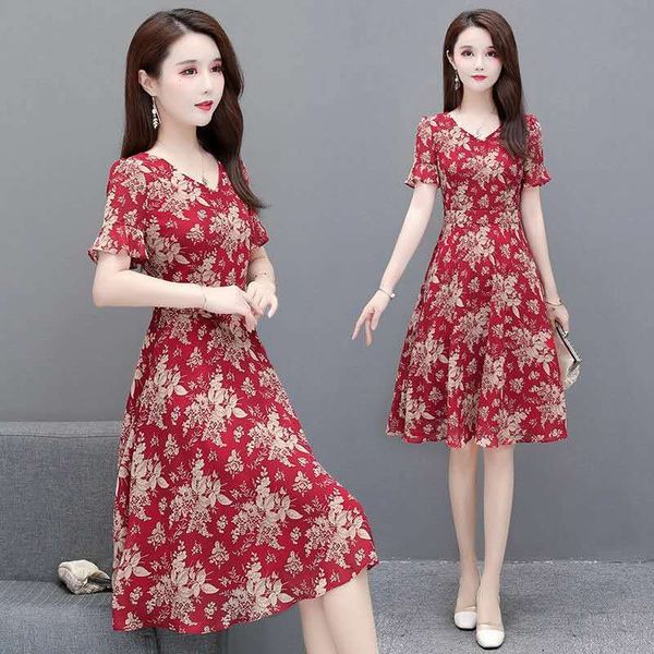 Chiffon Floral Print Summer Short Lotus Leaf Sleeve V-neck Knee-length A-line Green Light Green Pink Red Coctail Dress 9229 party
Chiffon Floral Print Summer Short Lotus Leaf Sleeve V-neck Knee-length A-line Green Light Green Pink Red Coctail Dress 9229 party