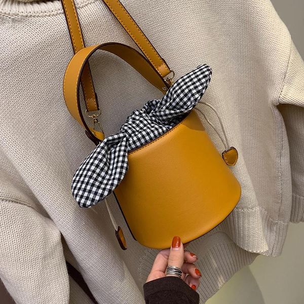 симпатичный плед bowknot дизайн ковша сумка женщины кожа pu широкий ремень сумки на ремне марка дизайнерская дамы crossbody мессенджеров сум
симпатичный плед bowknot дизайн ковша сумка женщины кожа pu широкий ремень сумки на ремне марка дизайнерская дамы crossbody мессенджеров сум