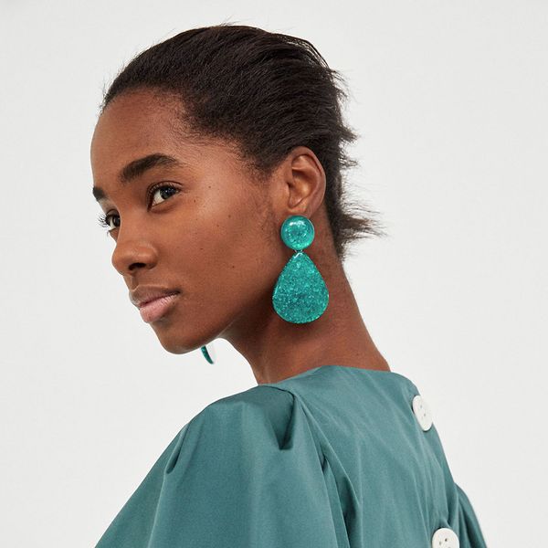 seller in europe and america jewelry fashion earrings resin plate drop-shaped earrings womens popular stud earrings wholesale, Golden
seller in europe and america jewelry fashion earrings resin plate drop-shaped earrings womens popular stud earrings wholesale, Golden