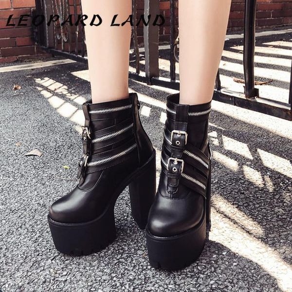 leopard land american autumn winter classic high thick bottom thick heel waterproof platform high heel club boots -686 -82, Black
leopard land american autumn winter classic high thick bottom thick heel waterproof platform high heel club boots -686 -82, Black