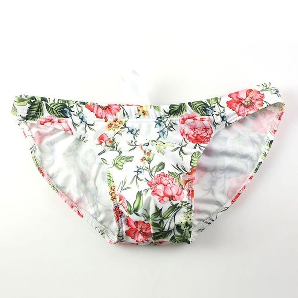 underpants men's beach swimming print underwear breathable mid waist briefs printed trunks, Black;white
underpants men's beach swimming print underwear breathable mid waist briefs printed trunks, Black;white