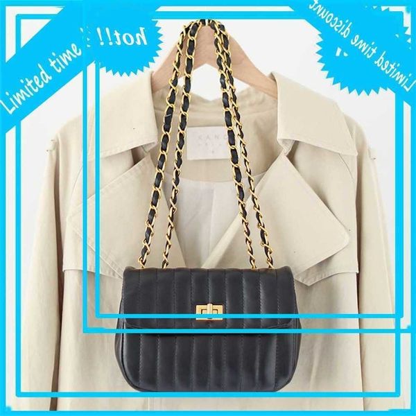 korean chain mini square net red foreign embroidery single shoulder women's simple and fashionable soft leather messenger bag
korean chain mini square net red foreign embroidery single shoulder women's simple and fashionable soft leather messenger bag