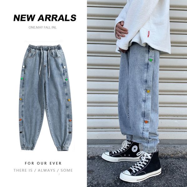 2020 men's loose button decorate haren pants baggy homme blue/black casual pants cargo pocket jeans biker denim trousers -2xl q0105, Black;white
2020 men's loose button decorate haren pants baggy homme blue/black casual pants cargo pocket jeans biker denim trousers -2xl q0105, Black;white