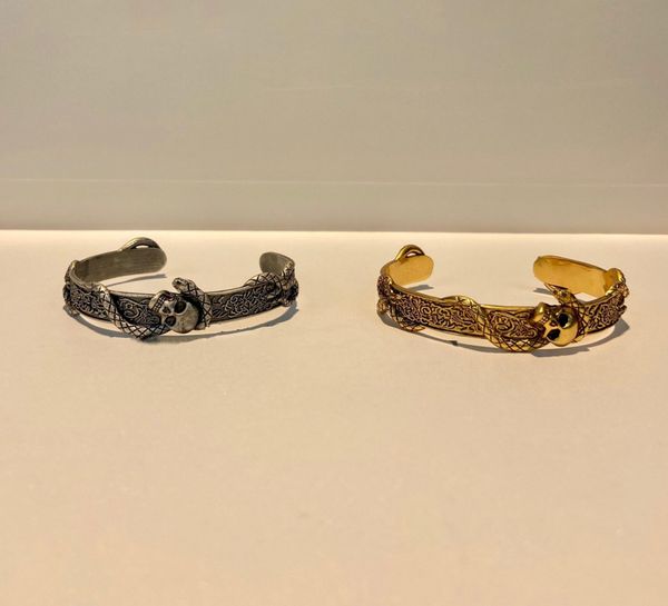 brand pure 925 sterling silver jewelry for women skull head bangle vintage bangle high party jewelry open size gold bracelet 1028, Black
brand pure 925 sterling silver jewelry for women skull head bangle vintage bangle high party jewelry open size gold bracelet 1028, Black