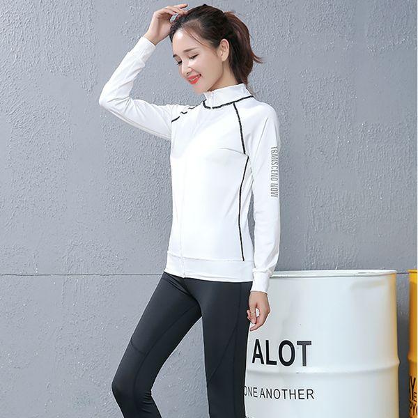 women tracksuit three-piece yoga clothes spring and autumn gym running high elasticity slim yoga wear suit, Gray
women tracksuit three-piece yoga clothes spring and autumn gym running high elasticity slim yoga wear suit, Gray