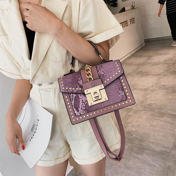 новый бренд дамы сумка черный малые цепи сумка женщины luxury shoulder пришивания сумочка 2020 синий белый bolsas
новый бренд дамы сумка черный малые цепи сумка женщины luxury shoulder пришивания сумочка 2020 синий белый bolsas