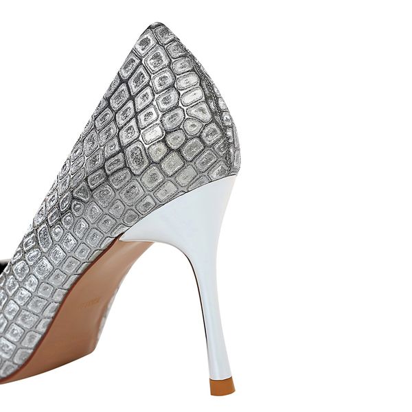 2021 luxury women 8.5cm high heels nightclub pumps lady wedding bridal glitter heels female scarpins fetish office silver shoesmultifunction, Black
2021 luxury women 8.5cm high heels nightclub pumps lady wedding bridal glitter heels female scarpins fetish office silver shoesmultifunction, Black