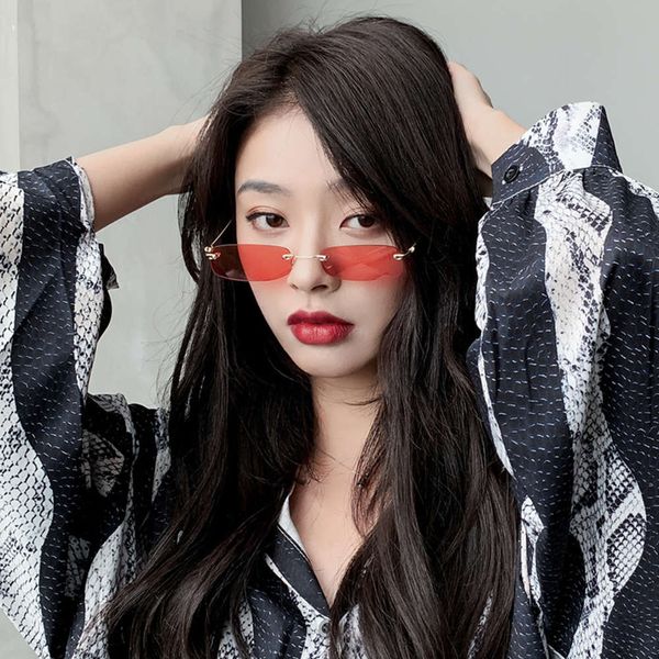fashion fashion sunglasses sunglasses versatile women's women's anti ultraviolet big face decoration show thin net red, White;black
fashion fashion sunglasses sunglasses versatile women's women's anti ultraviolet big face decoration show thin net red, White;black