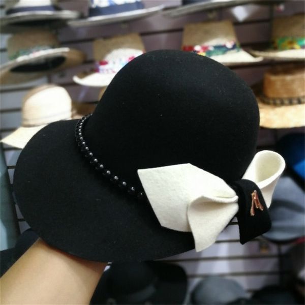 01809-baoliu9-3 bowknot % wool pearl lady winter fedoras cap women leisure hat t200508, Blue;gray
01809-baoliu9-3 bowknot % wool pearl lady winter fedoras cap women leisure hat t200508, Blue;gray