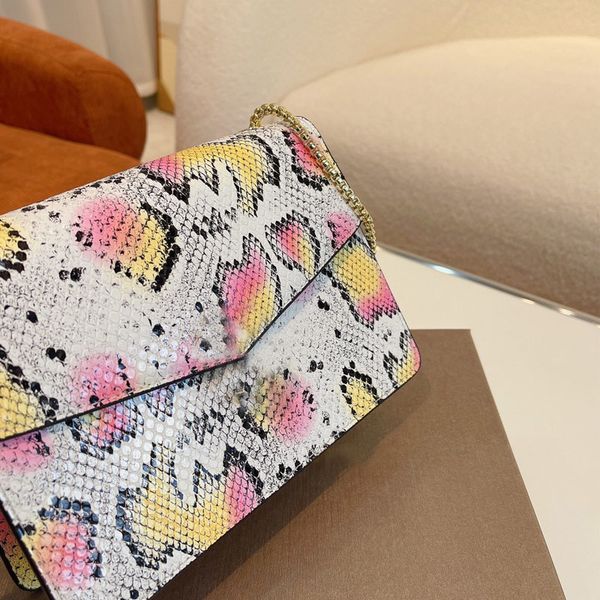 2022snake serpentine flap bag chains shoulder bags crossbody pouch clutch cowhide leather wallet purse women snakes head cross b
2022snake serpentine flap bag chains shoulder bags crossbody pouch clutch cowhide leather wallet purse women snakes head cross b